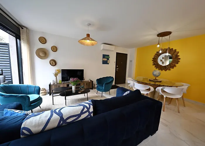 Splendide T3 Wifi 4 6p Hébergement de vacances Bonifacio (Corsica)